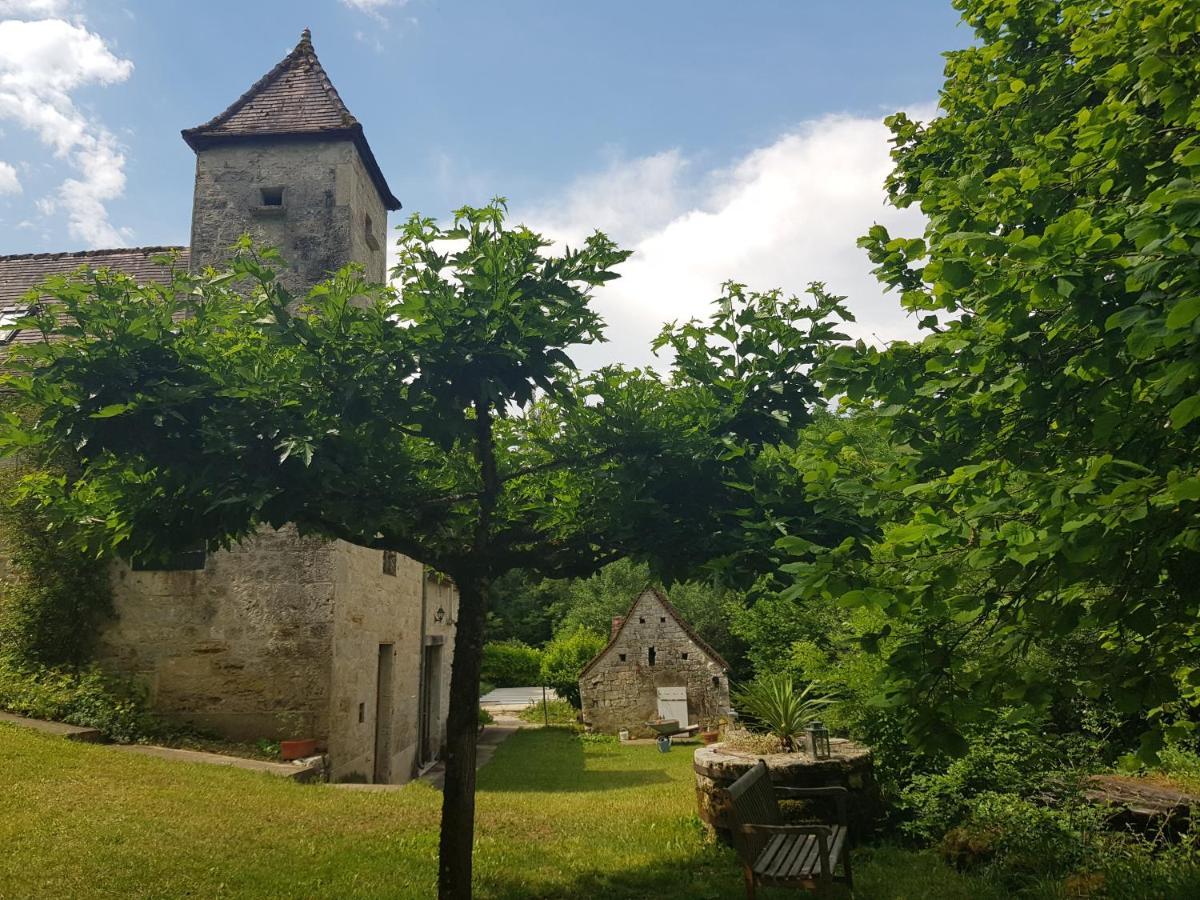 Le Moulin De Jules Et Akasha Bed & Breakfast Murat Exterior foto