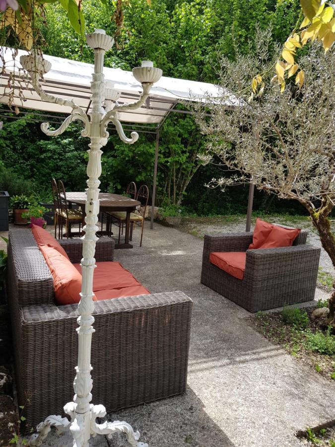 Le Moulin De Jules Et Akasha Bed & Breakfast Murat Exterior foto