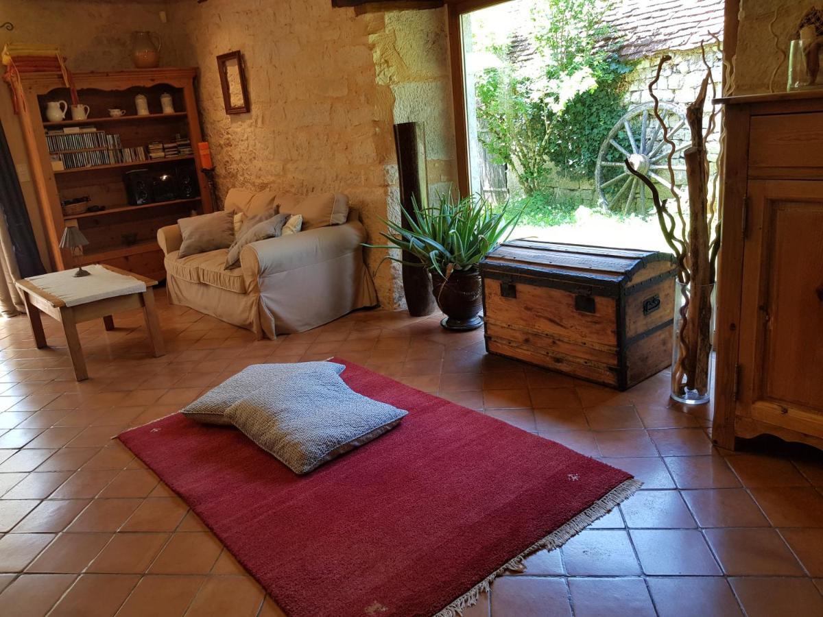 Le Moulin De Jules Et Akasha Bed & Breakfast Murat Exterior foto